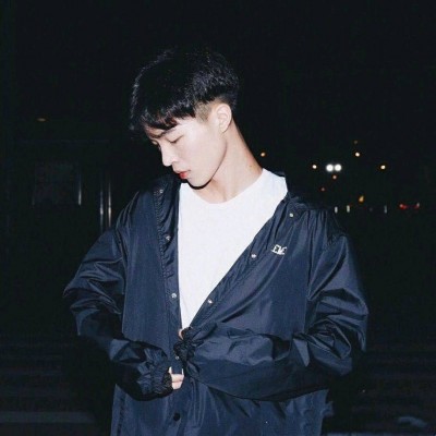 帅哥闫肃秋季休闲范写真图片图片