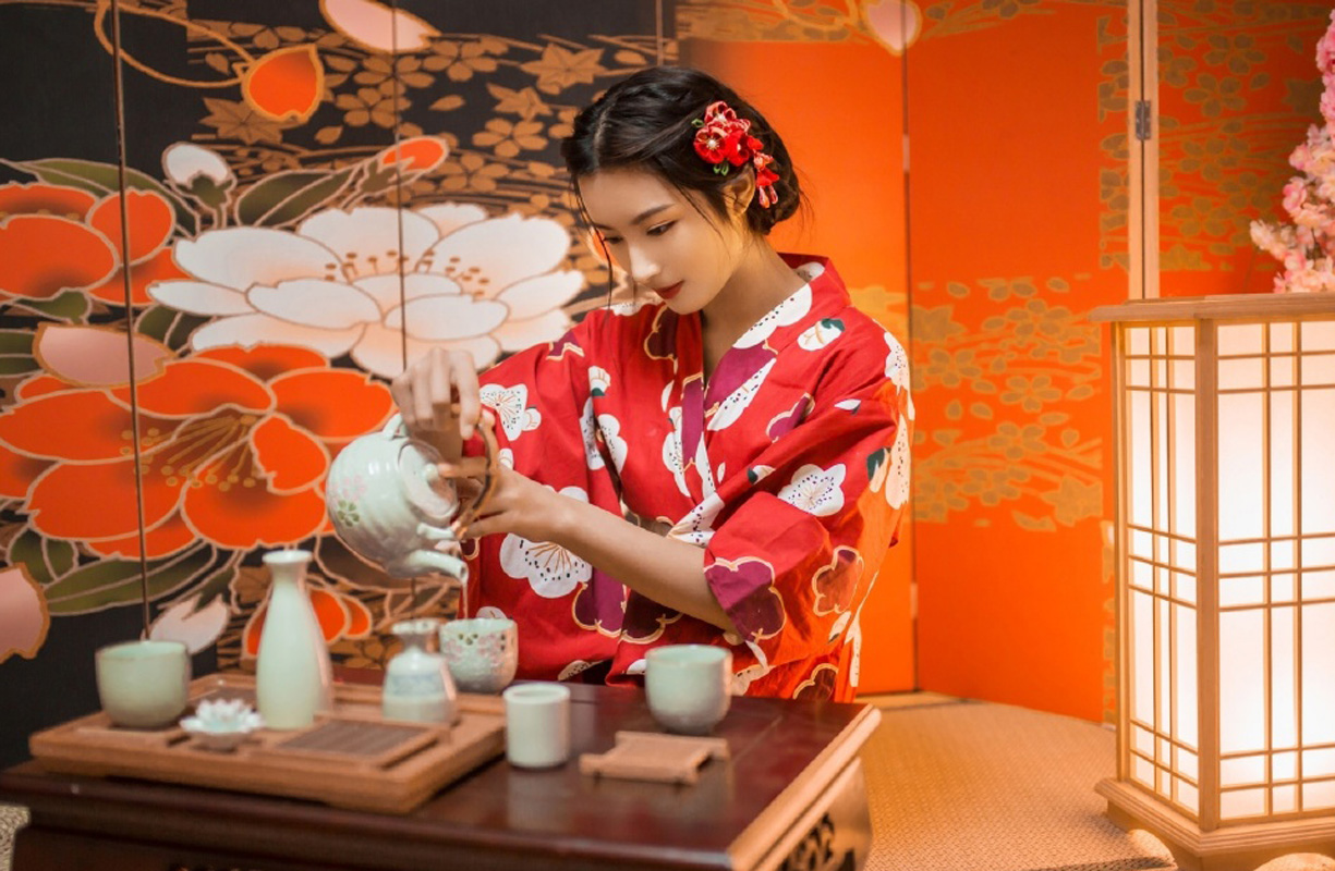 中国内地湖南长沙女演员李梦文艺优雅时尚街拍图片图片