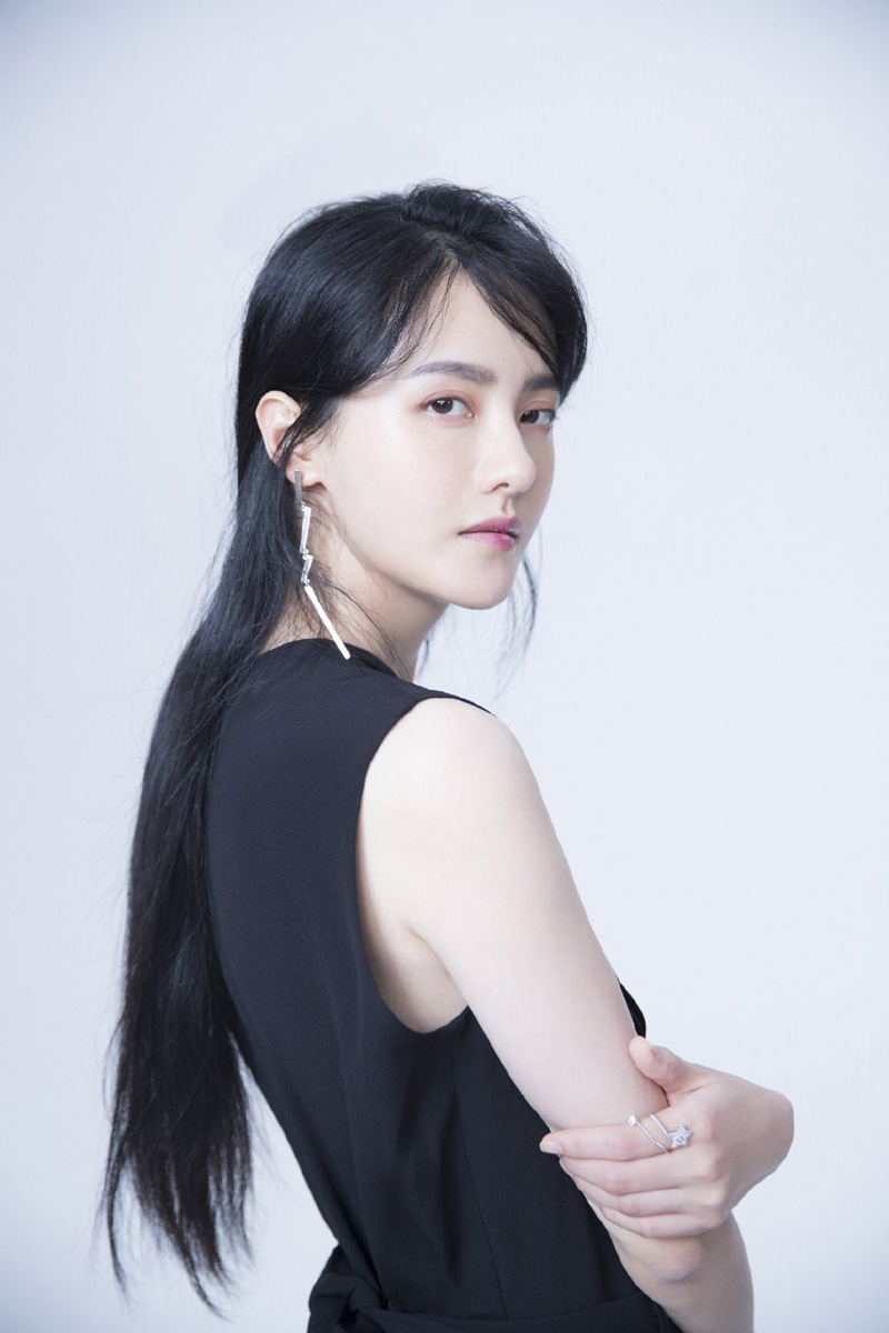 张芷溪清新甜美写真图片图片