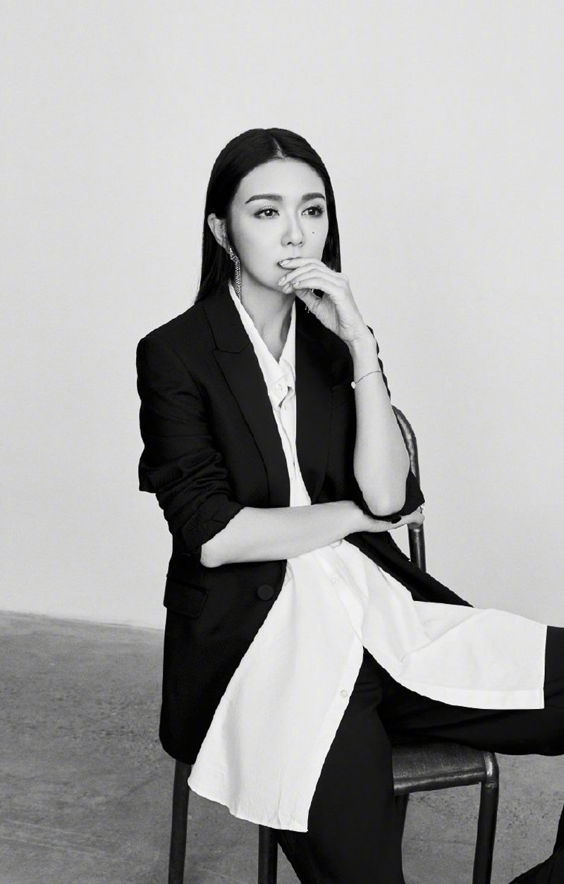薛凯琪干练优雅时尚写真图片图片