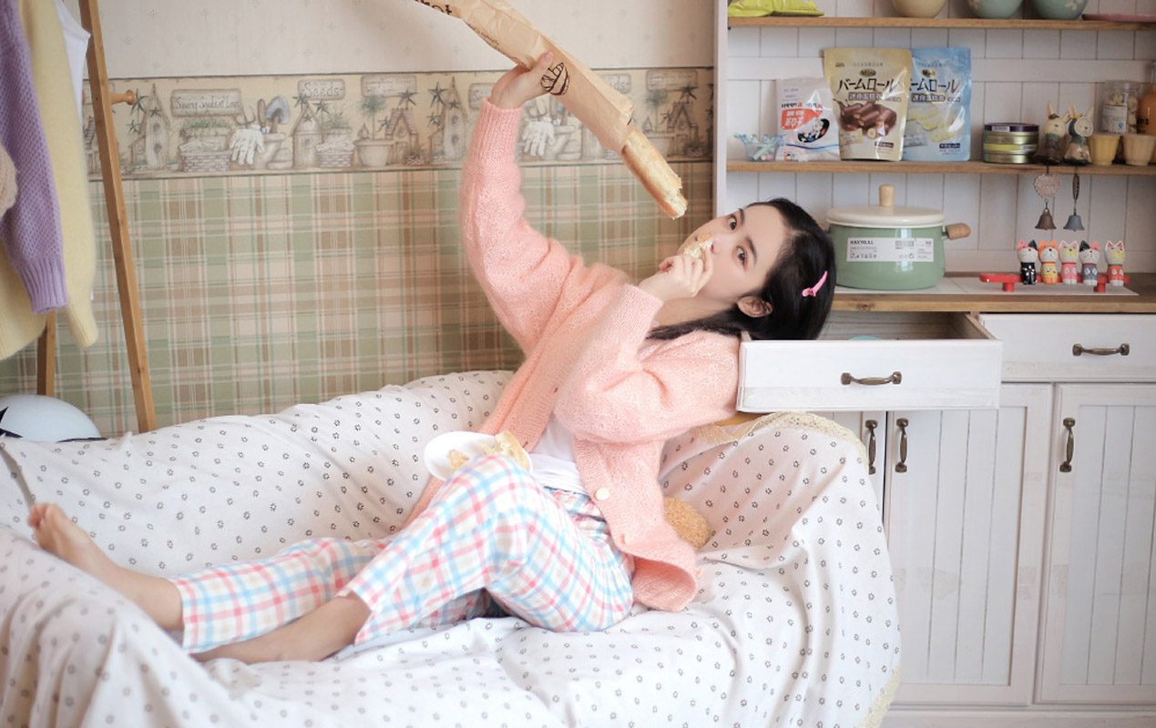 娃娃脸美女图片