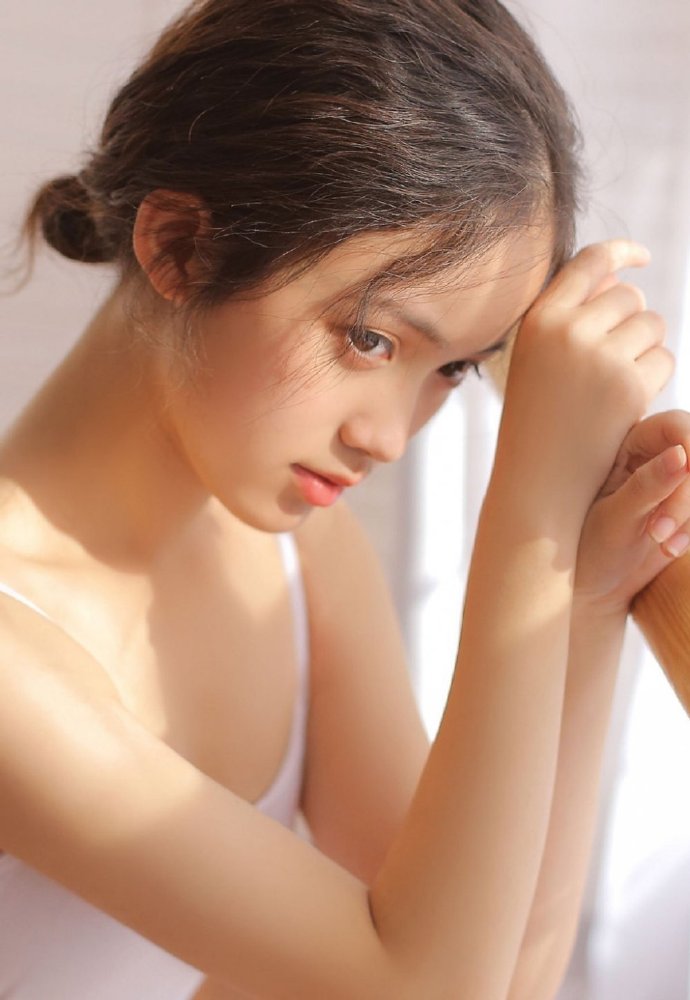 辛芷蕾图片