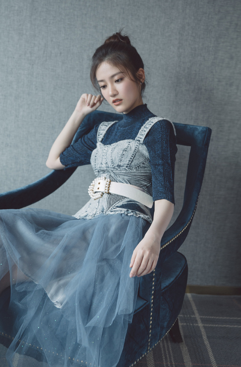 中国内地海市女演员汤梦佳清纯可爱生活照图片图片