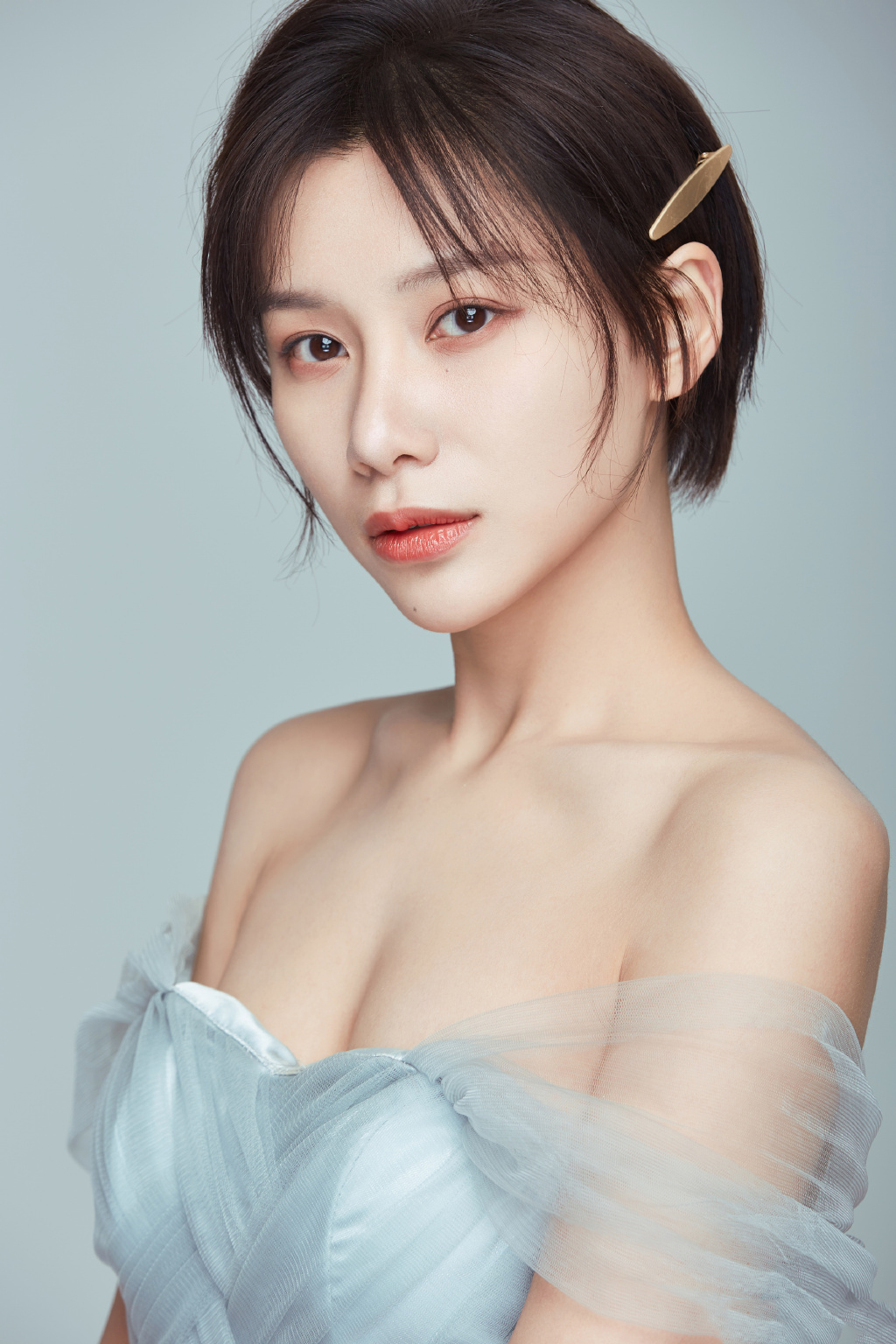 高清女星冯若绮美艳动人写真图片图片