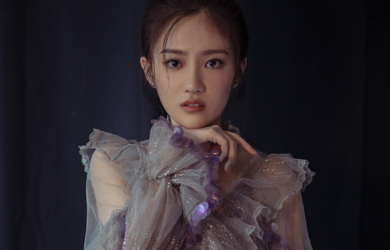 中国内地海市女演员汤梦佳甜美迷人夏日写真图片图片