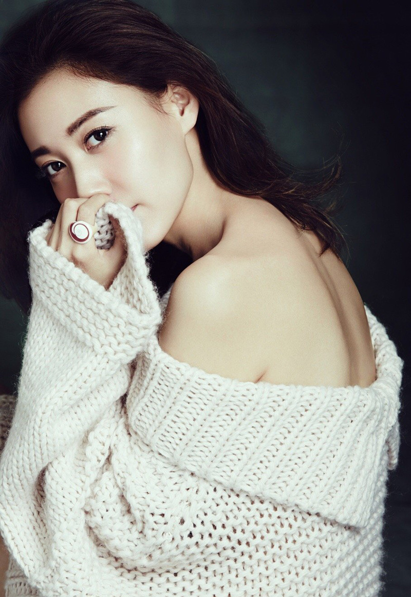 美女高露图片