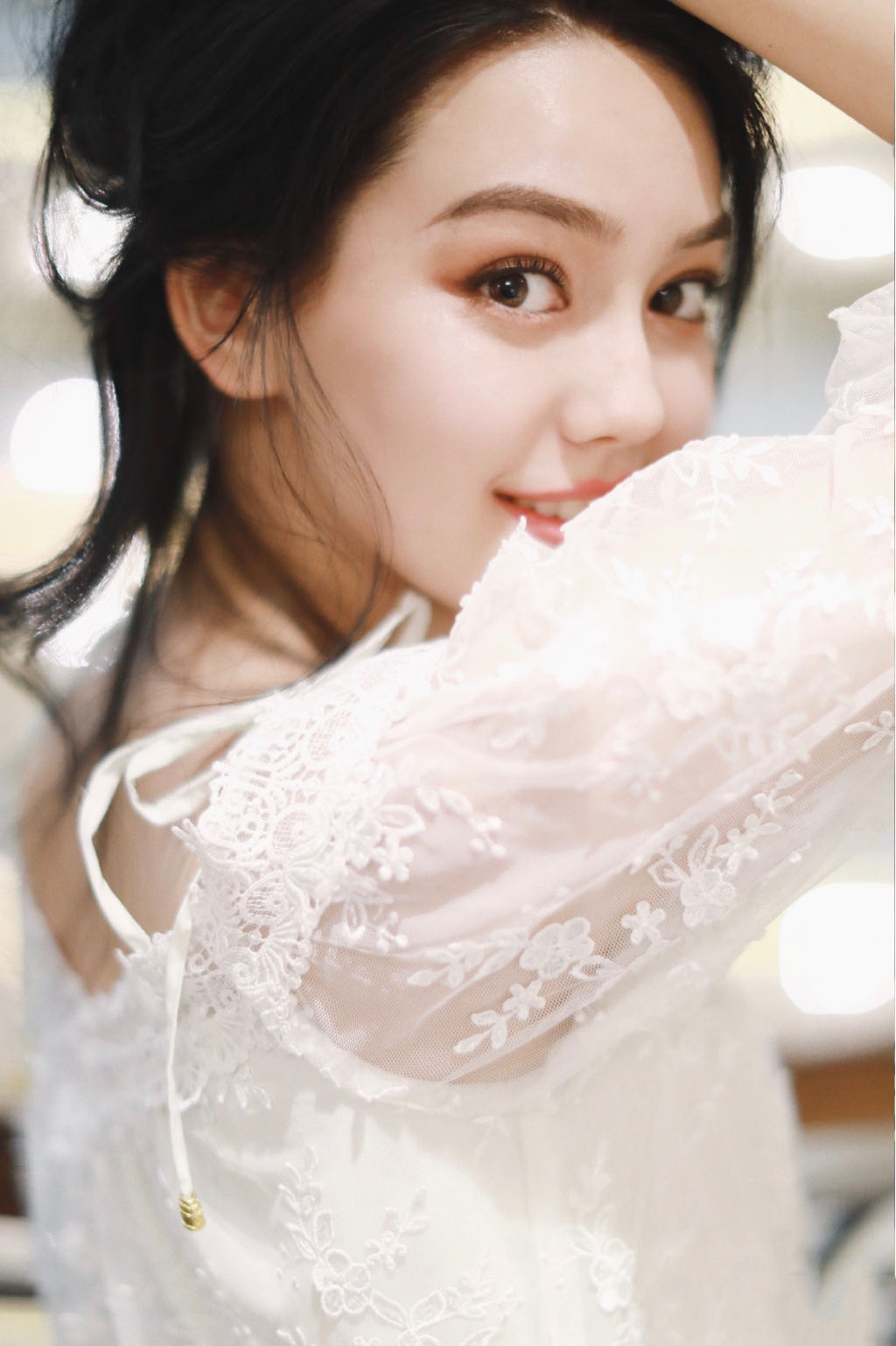 高清女星李诗颖白衫活力写真图片图片