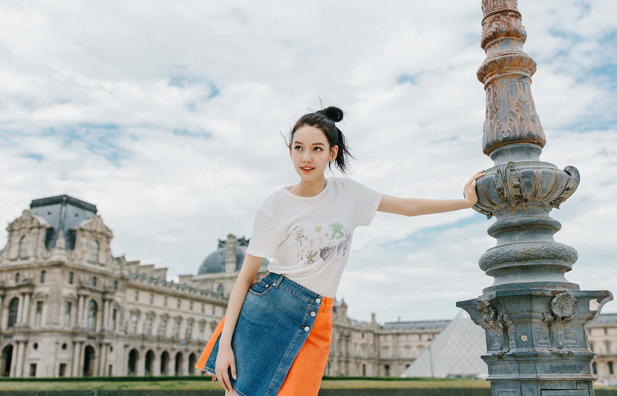 高清女星李诗颖巴黎时装周优雅甜美写真图片图片