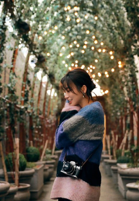 杨子姗清新淡雅活动写真图片图片