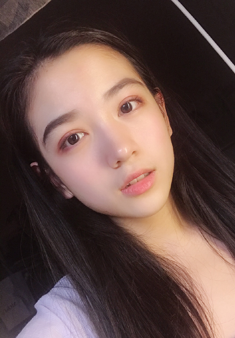 高清女星代露娃可爱俏皮自拍照图片图片