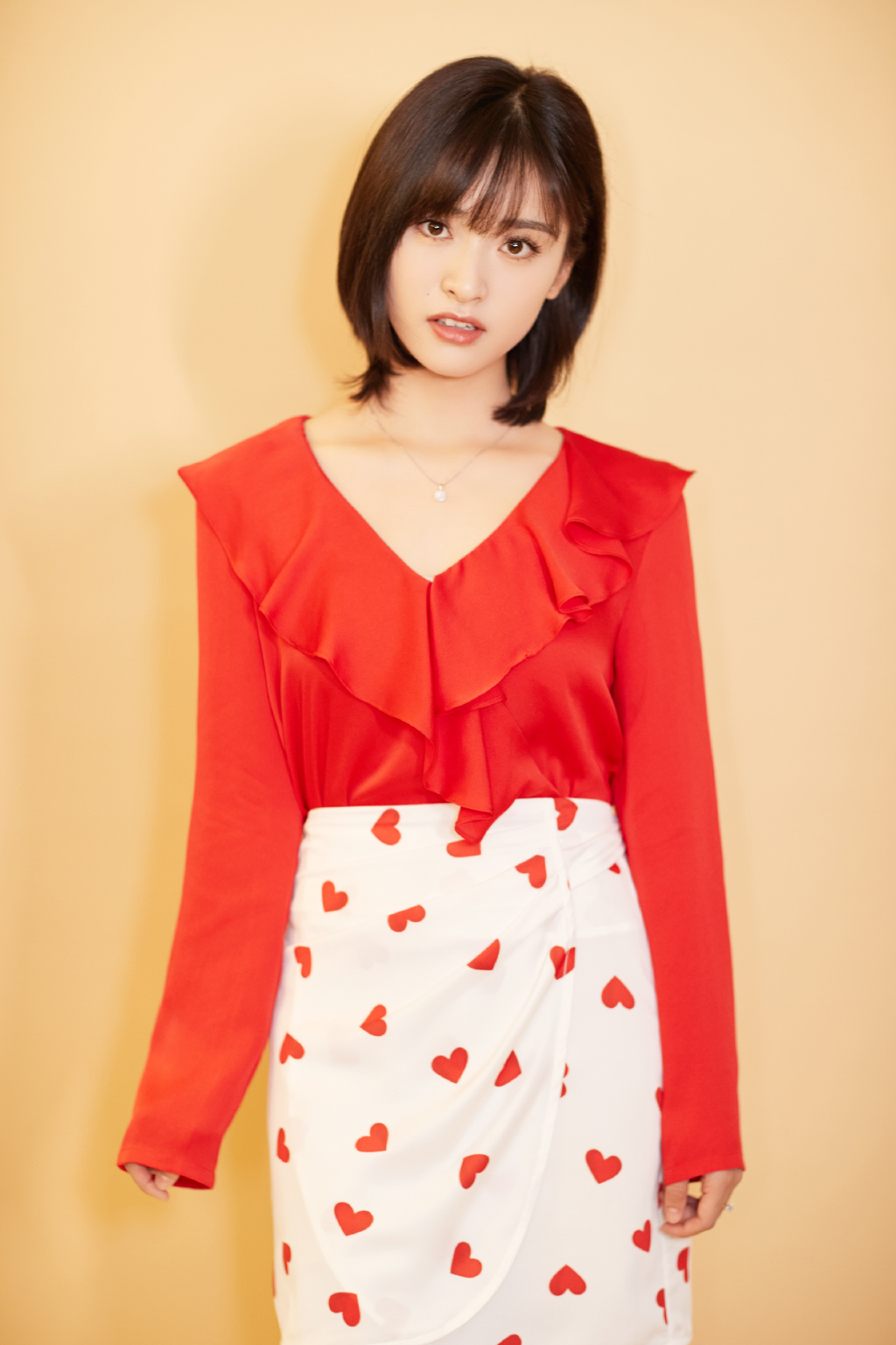 高清美女沈月写真图片图片