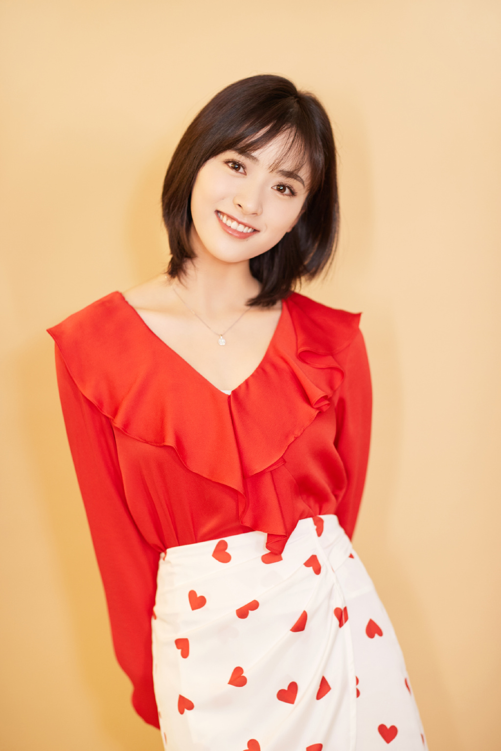 高清美女沈月写真图片图片