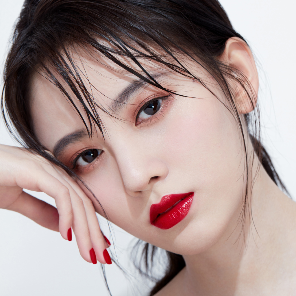 鞠婧祎图片