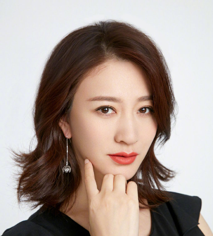 中国内地女演员李小冉图片桌面壁纸之1024x768图片 中国内地女演员李小冉图片桌面壁纸之1024x768图片