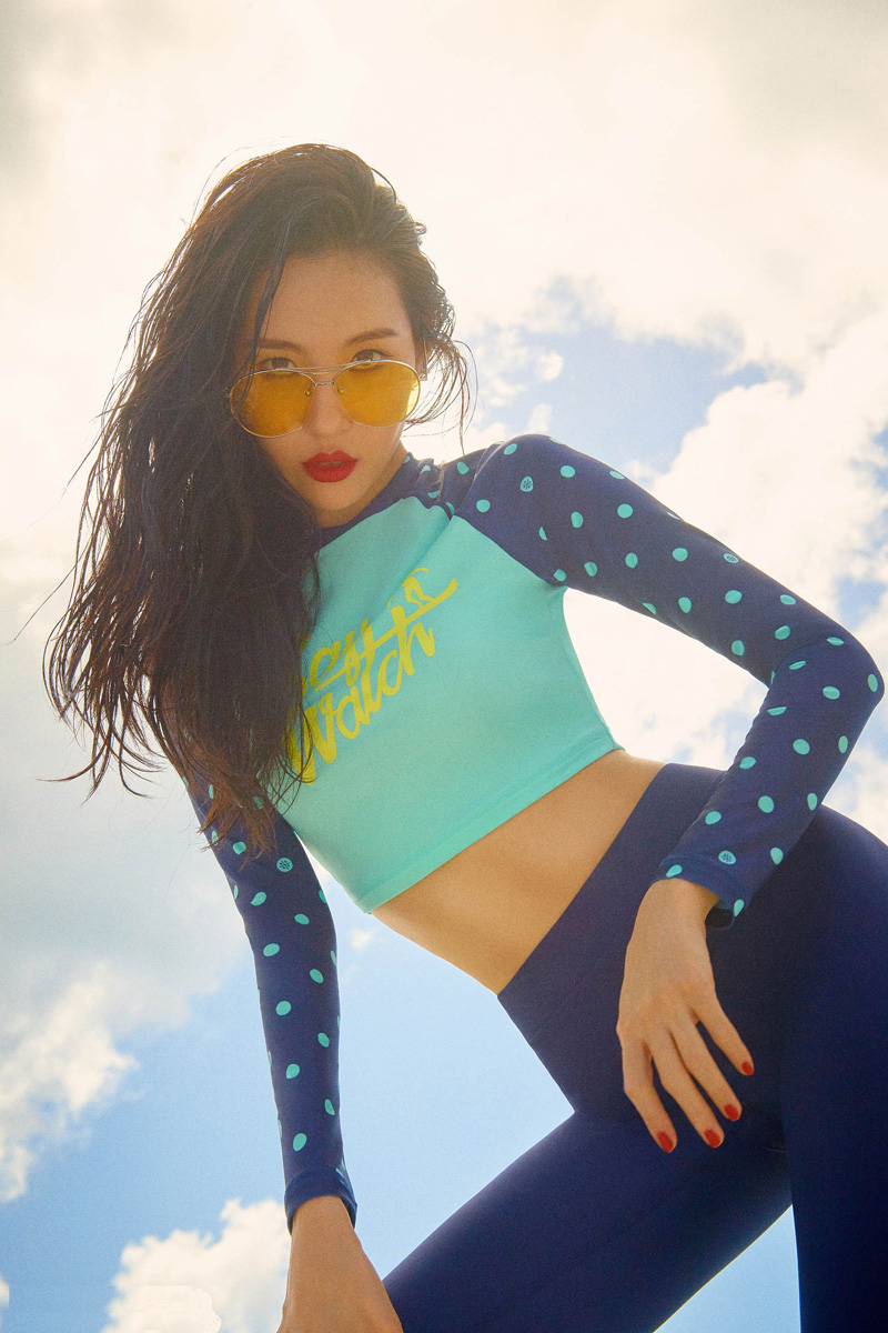 李宣美图片