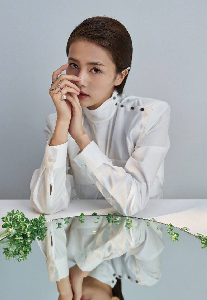 白鹿图片
