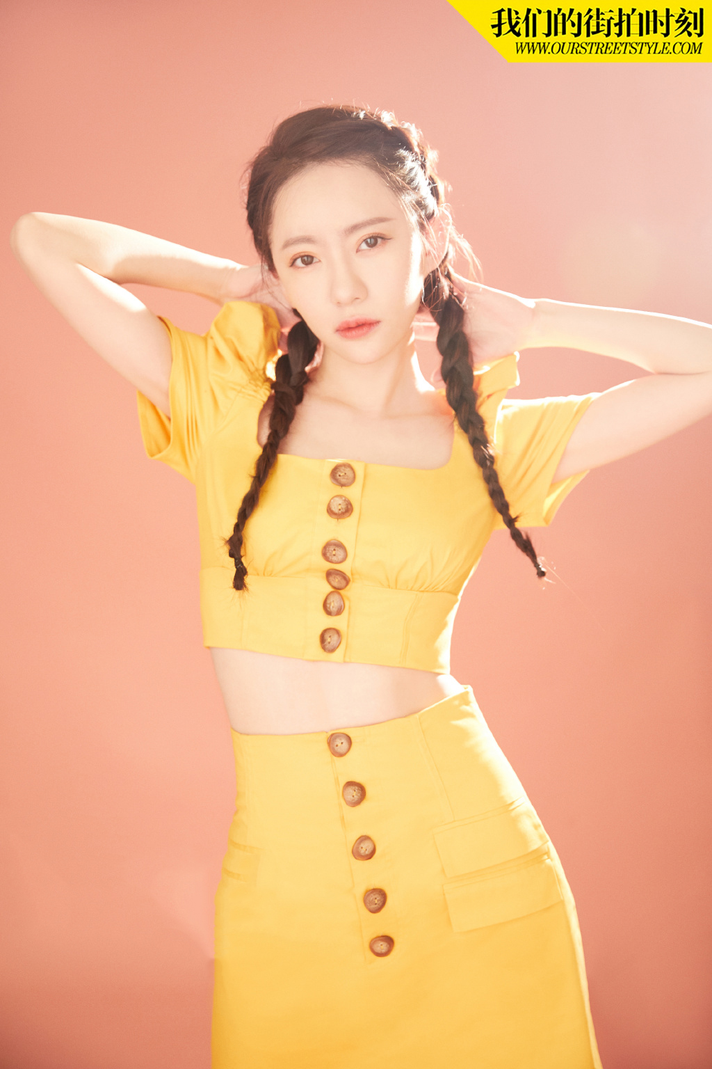 高清辽宁大连女明星刘萌萌清爽靓丽街拍图片图片