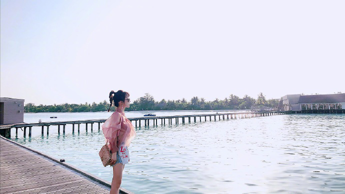 李念图片   李念优雅迷人写真图片图片