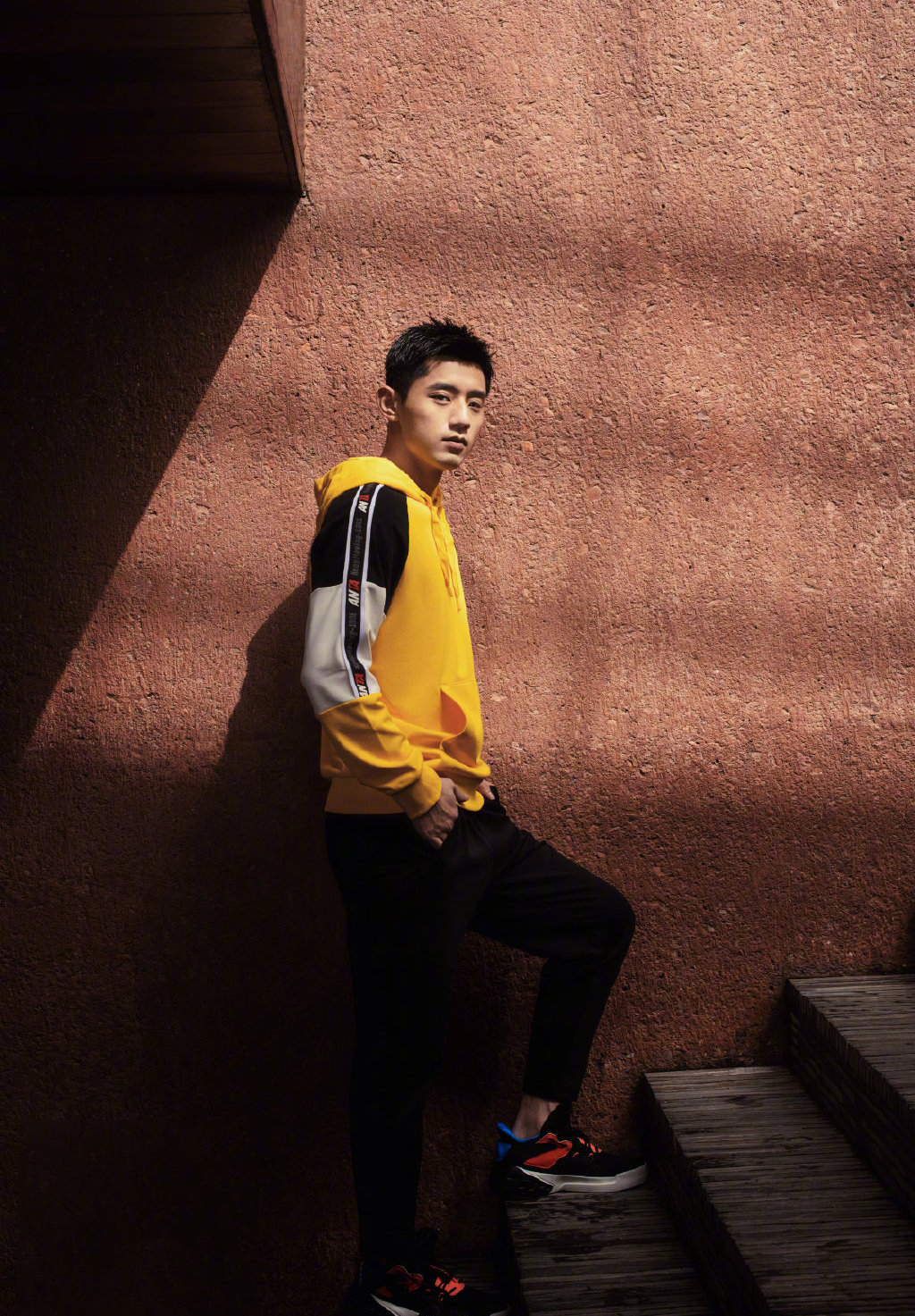 中国男子乒乓球队运动张继科中国乒乓球运动员图片图片