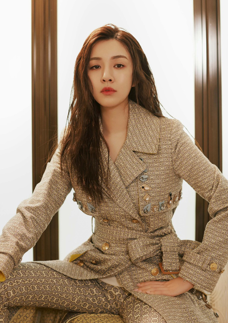 中国内地山东省青岛女演员王晓晨唯美优雅迷人写真图片图片