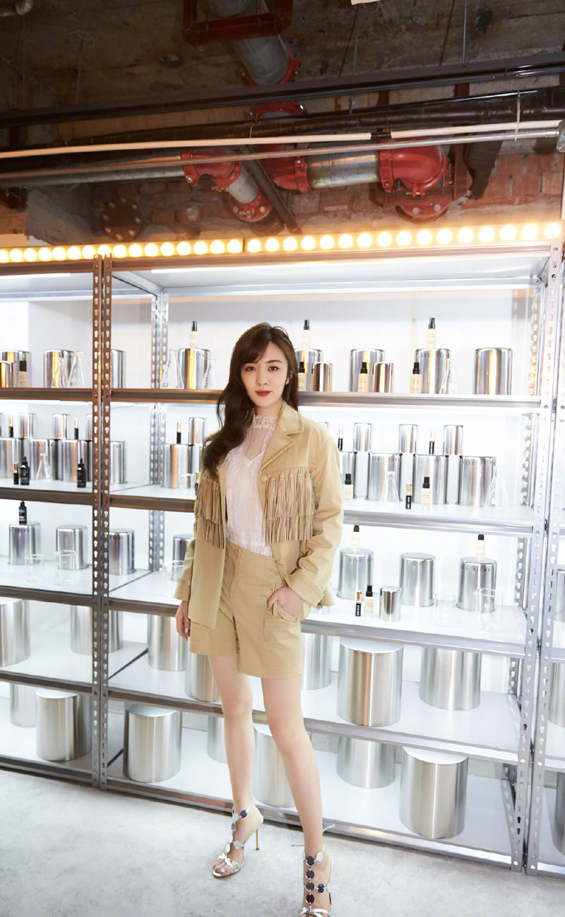 中国内地山东省青岛女演员王晓晨唯美优雅迷人写真图片图片