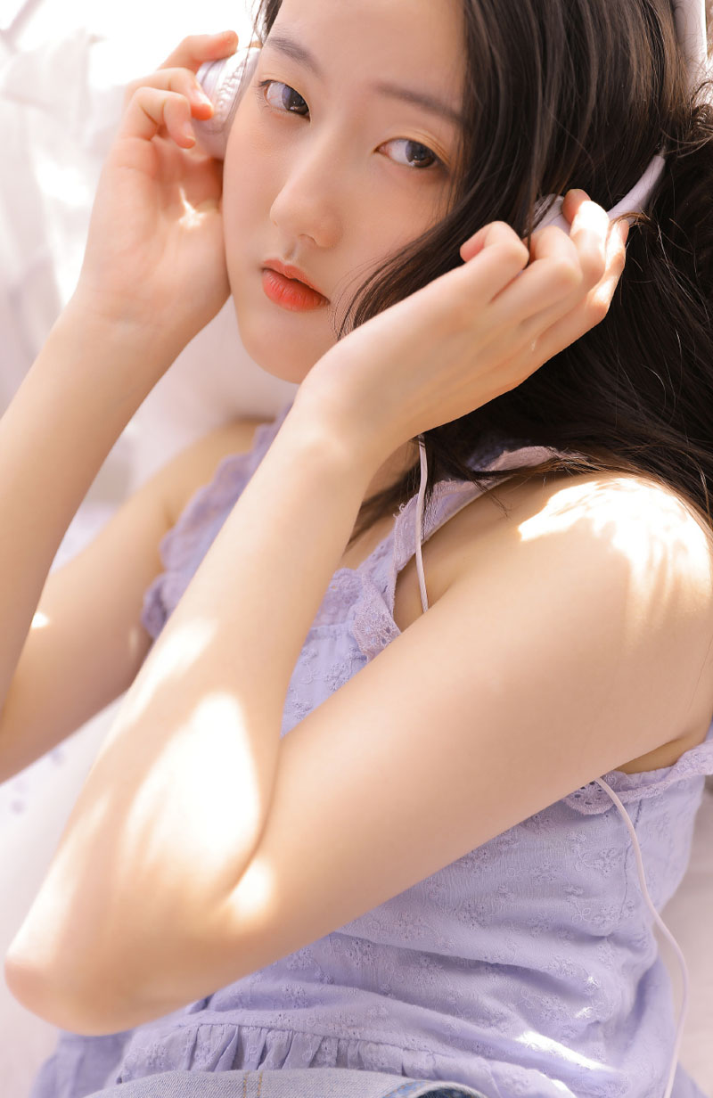 高清中国内地安徽芜湖女演员李纯深v礼服性感写真图片图片
