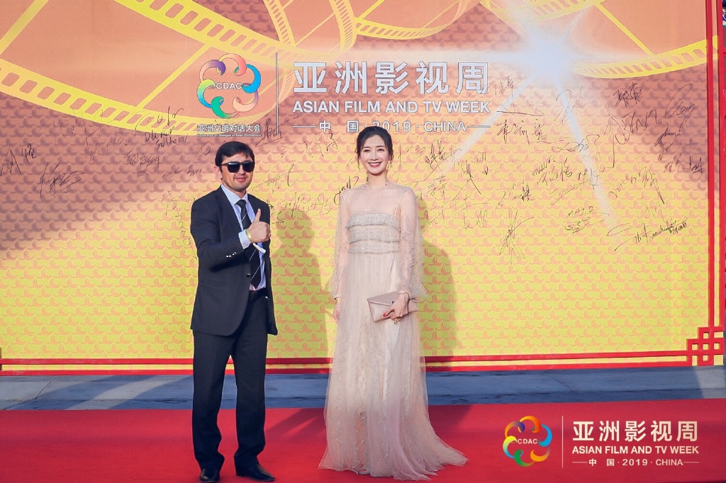 江疏影图片