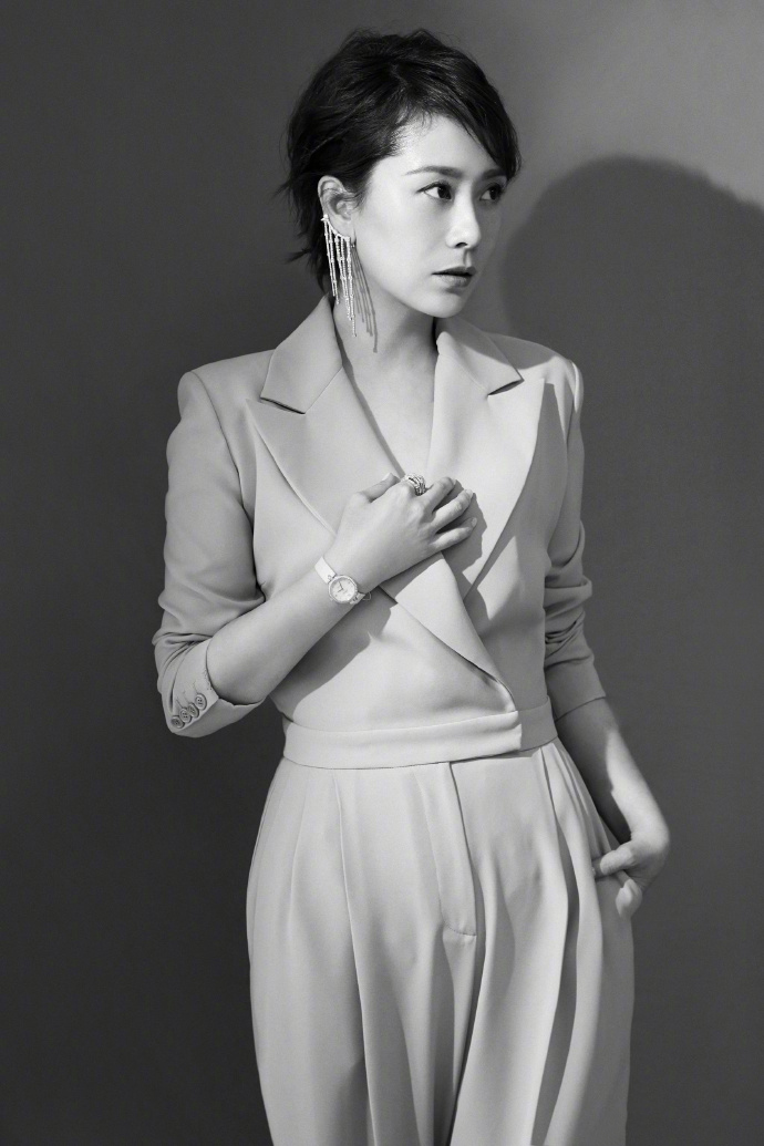 高清中国南京女演员海清蕾丝长裙性感图片图片