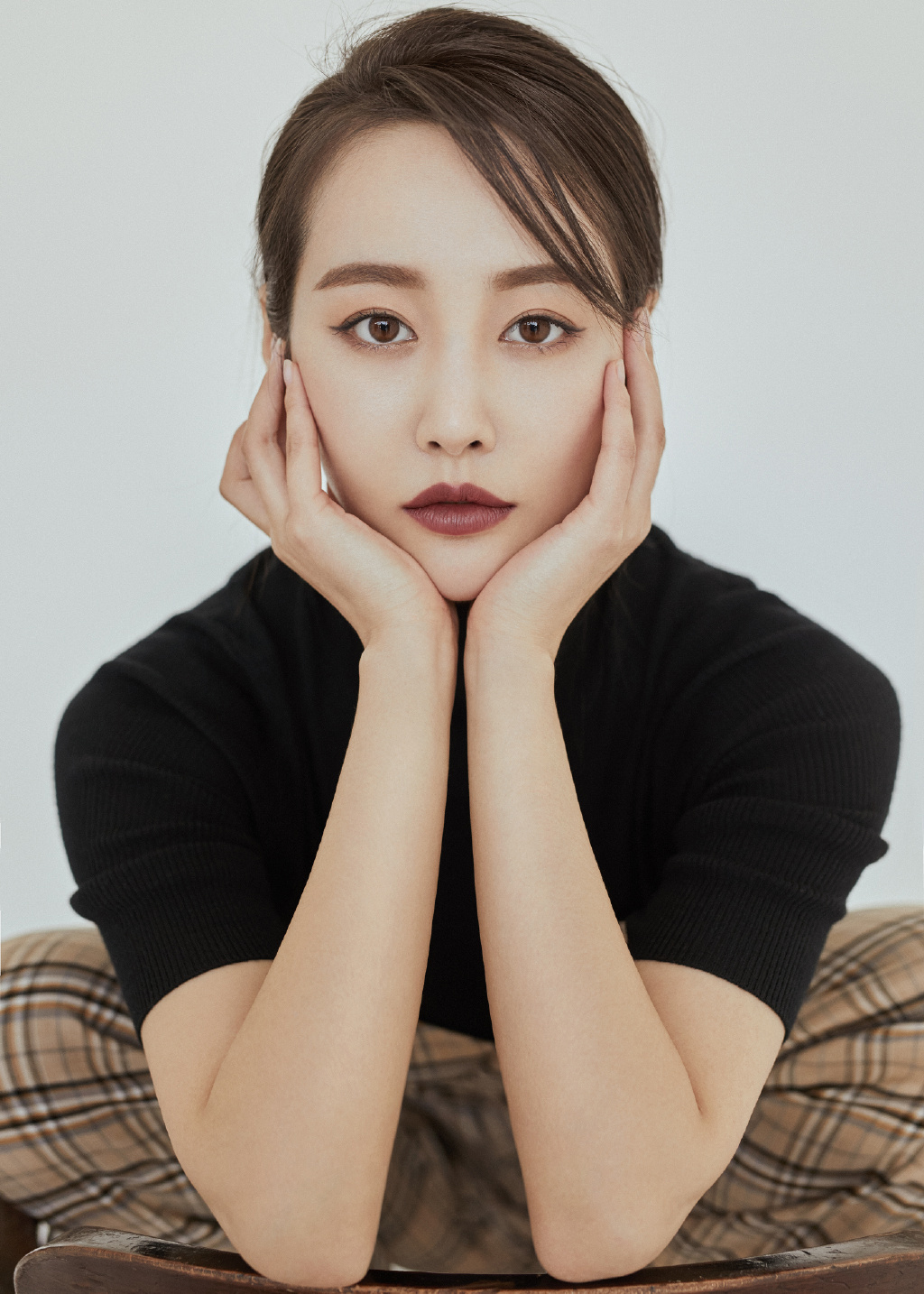 高清中国内地安徽芜湖女演员李纯舞蹈造型性感写真图片图片