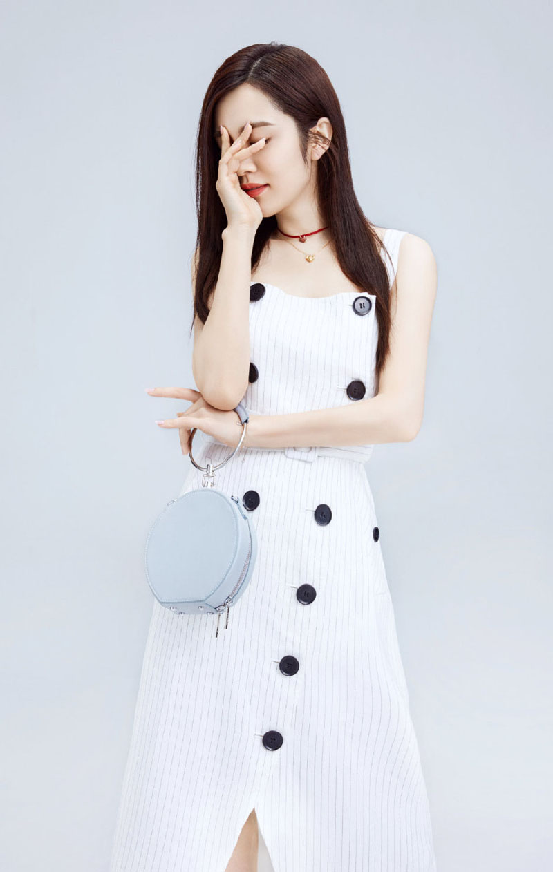 中国内地山东省青岛女演员王晓晨唯美优雅迷人写真图片图片