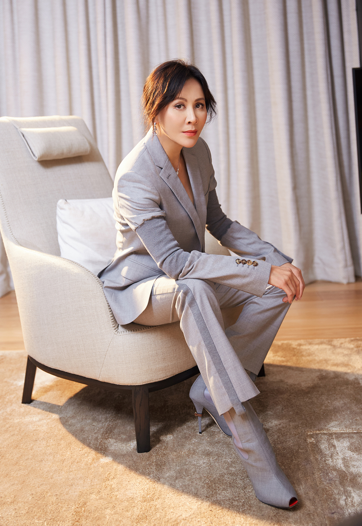 高清江苏苏州美女刘嘉玲《阿修罗》电影发布会刺绣旗袍优雅性感写真图片图片