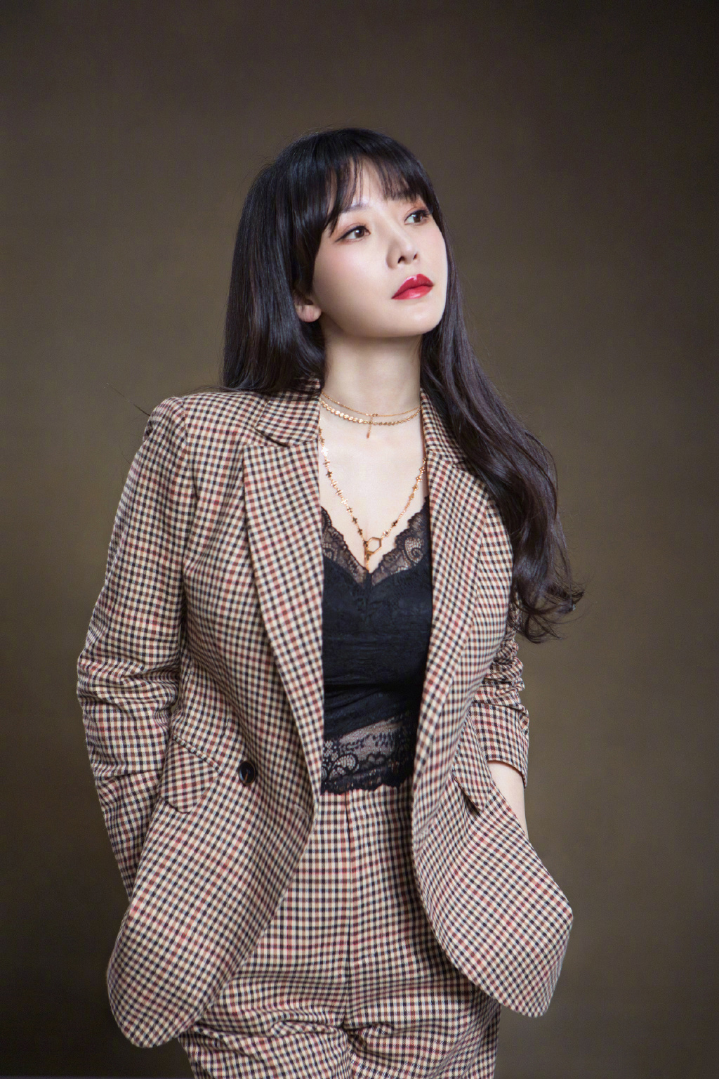中国内地湖南衡阳女演员柳岩写真电脑桌面壁纸之网络美女图片