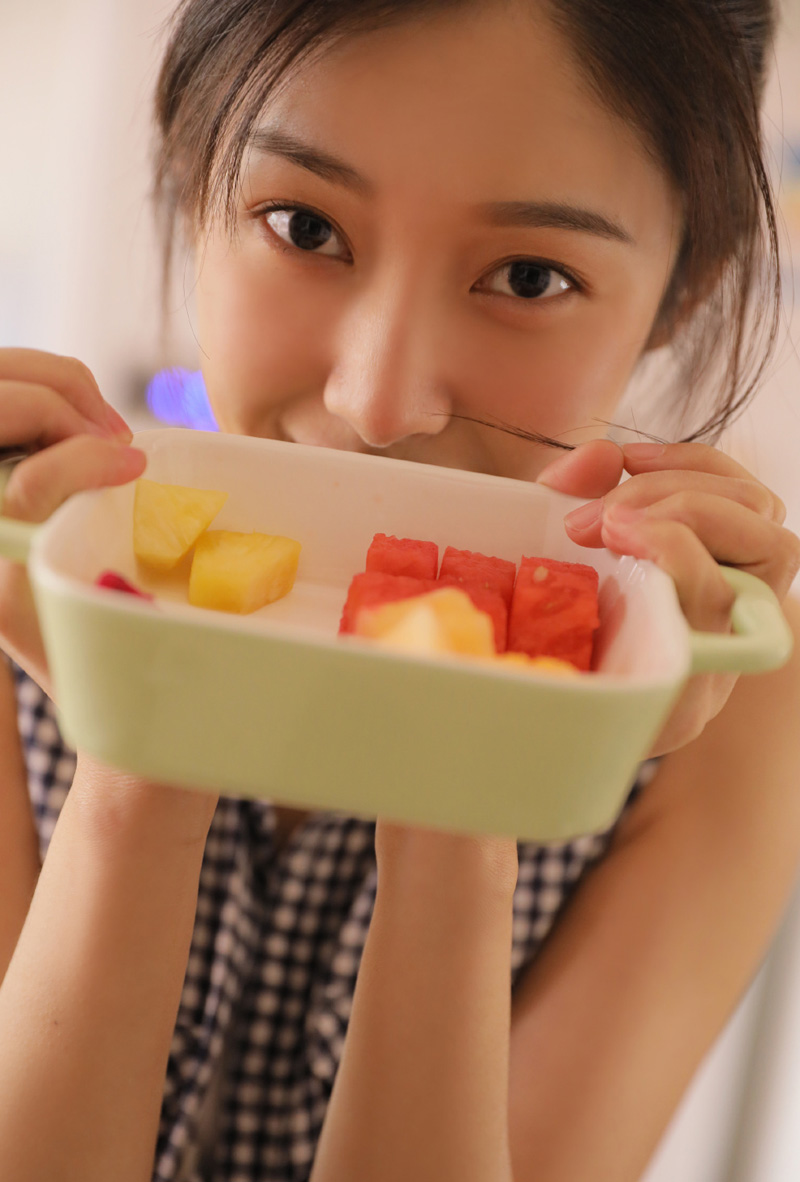 美女王双图片
