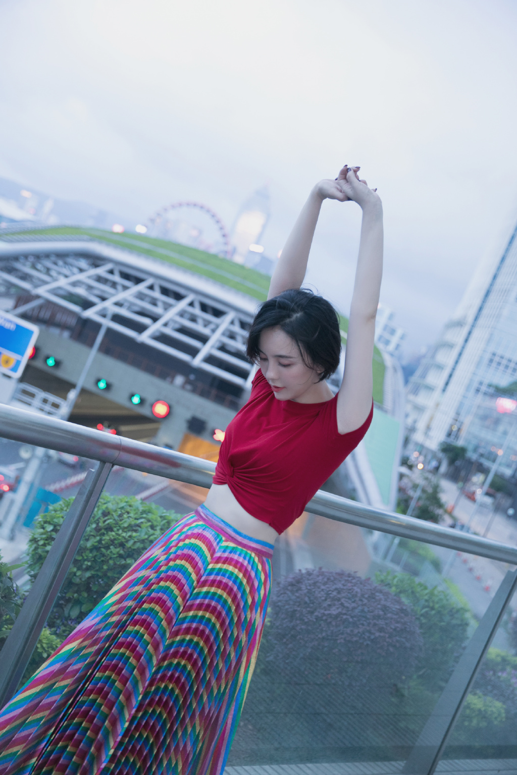 山东籍内地女演员吕佳容性感迷人写真桌面壁纸图片
