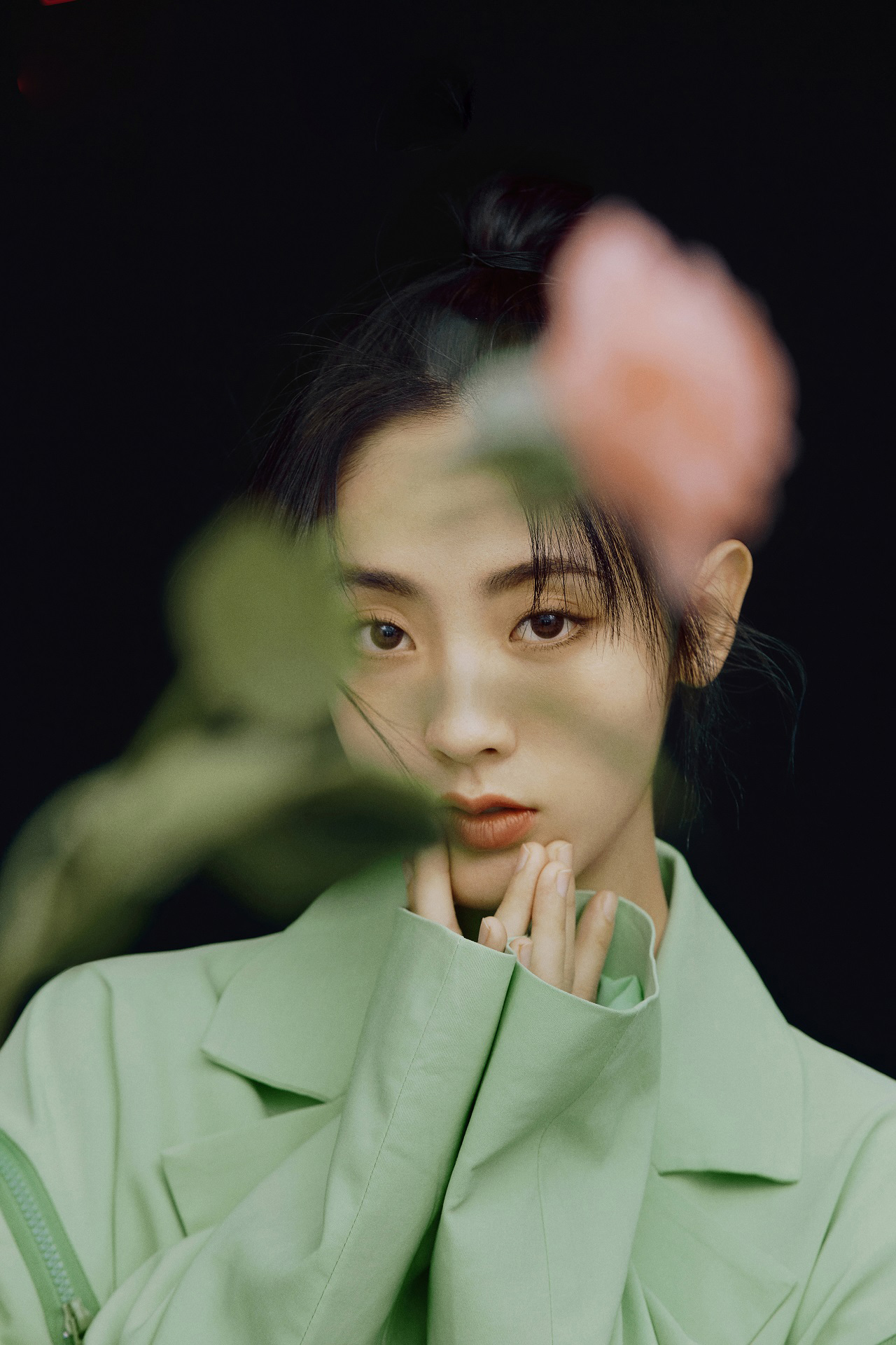 高清中国内地北京朝阳女演员邢菲妩媚动人写真桌面壁纸图片 高清中国内地北京朝阳女演员邢菲妩媚动人写真桌面壁纸图片
