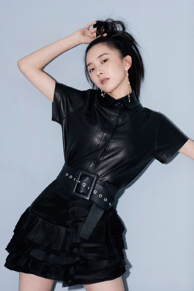 朱颜曼滋图片