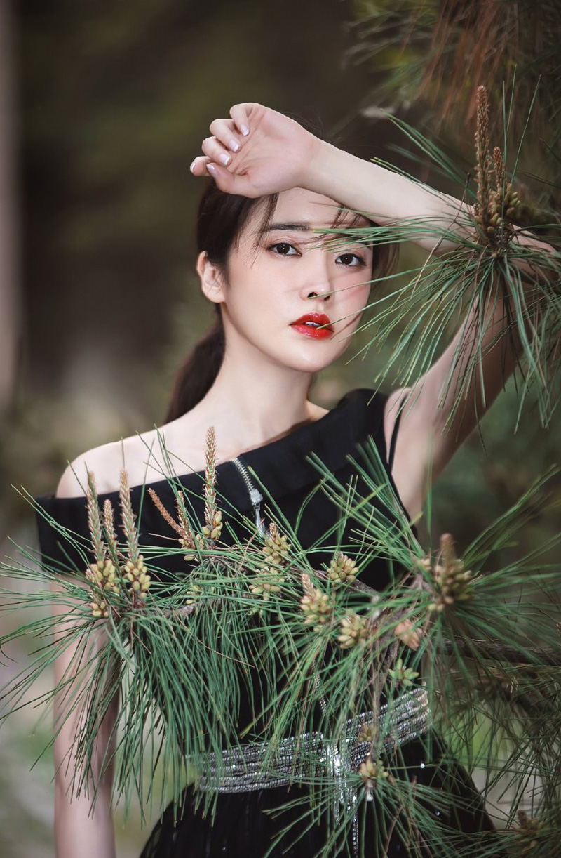 张璇图片