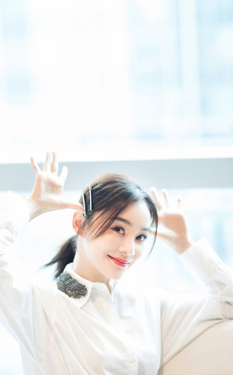 高清中国内地影视湖北省襄阳女演员袁姗姗羽毛裙唯美写真桌面壁纸图片 高清中国内地影视湖北省襄阳女演员袁姗姗羽毛裙唯美写真桌面壁纸图片