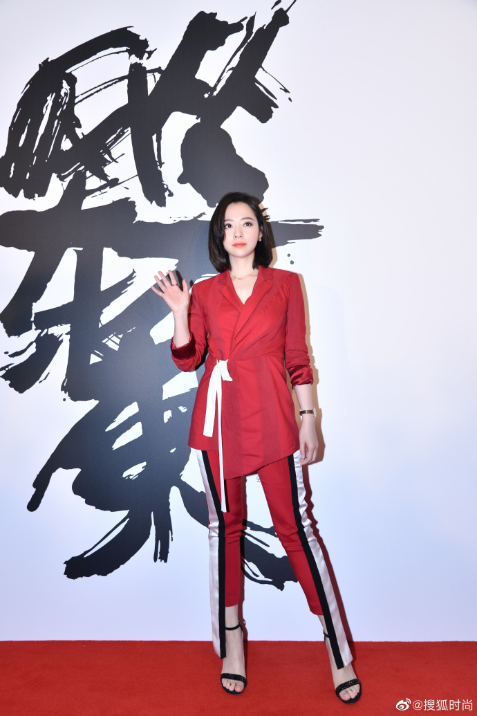高清黑龙江省伊春美女张靓颖俏皮少女风减龄写真图片图片