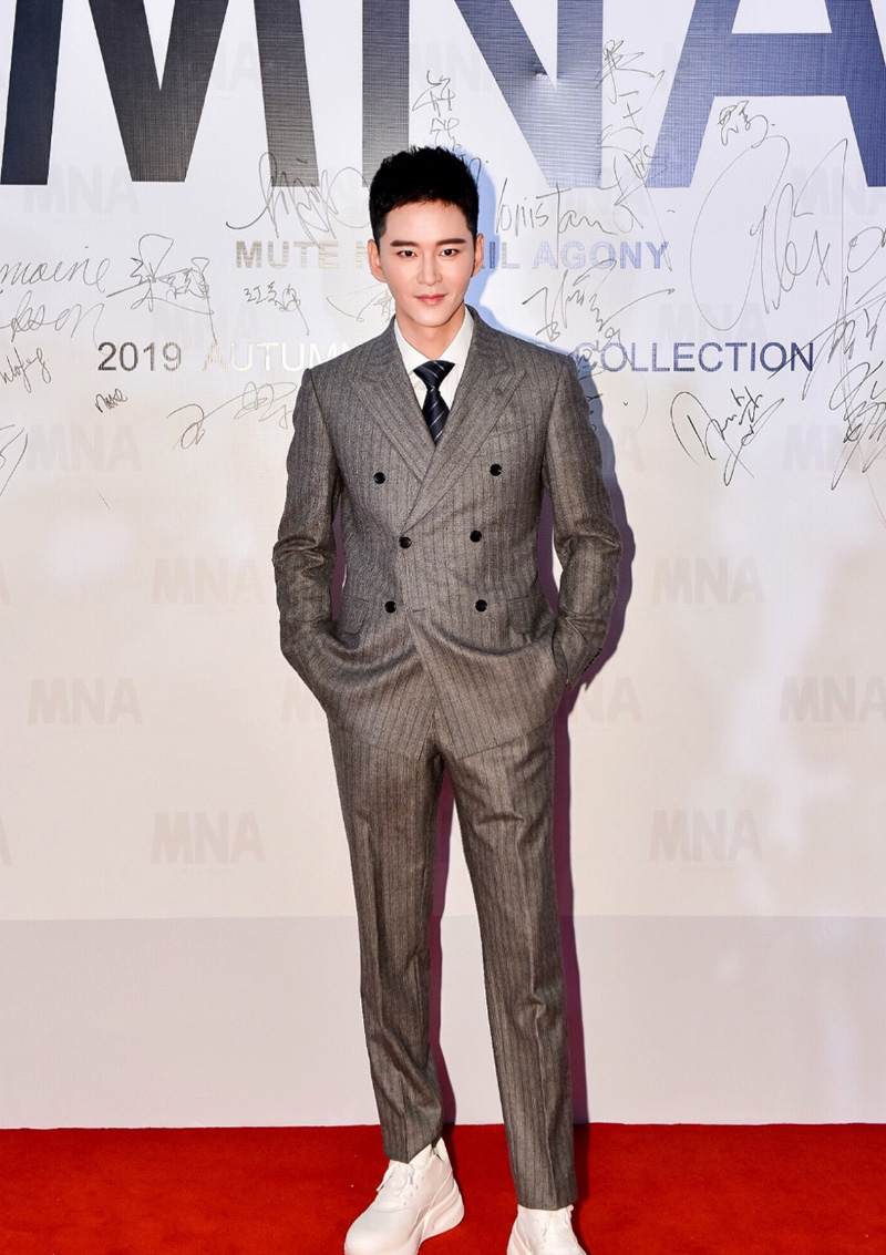 中国内地湖北省咸宁影视男演员黄宥明魅力写真图片图片