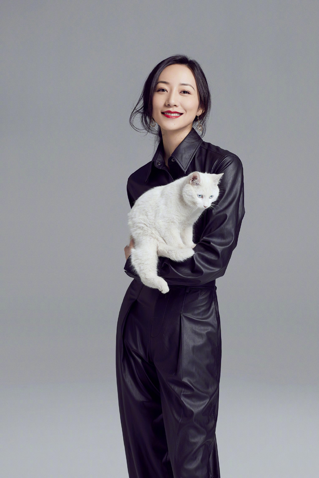 中国大陆江苏省苏州知名女演员韩雪高贵优雅活动写真图片图片