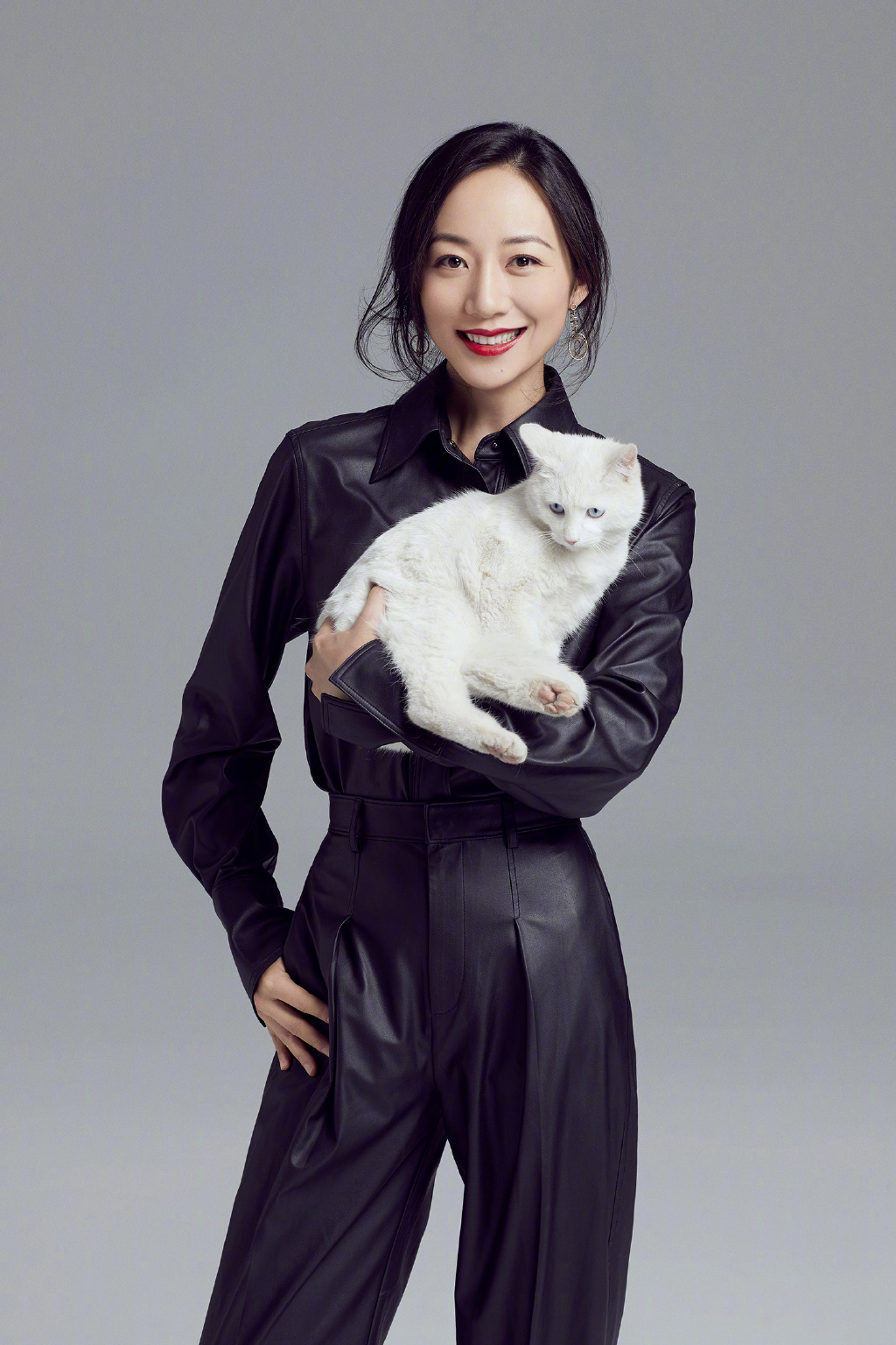 中国大陆江苏省苏州知名女演员韩雪高贵优雅活动写真图片图片