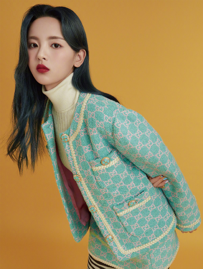 杨超越图片