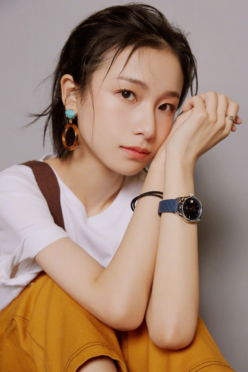 姜梓新图片