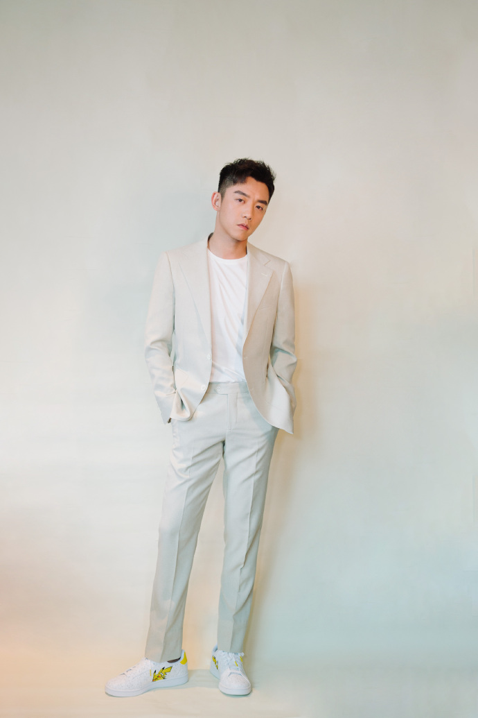 中国内地上海男演员郑恺《749局》发布会写真图片图片
