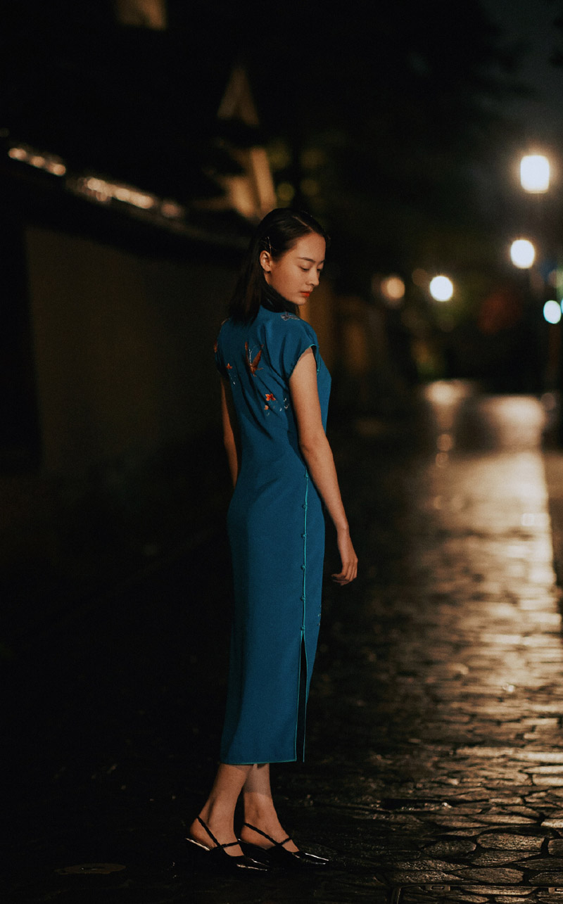中国内地四川成都女演员孙铱早秋时尚街拍写真图片图片