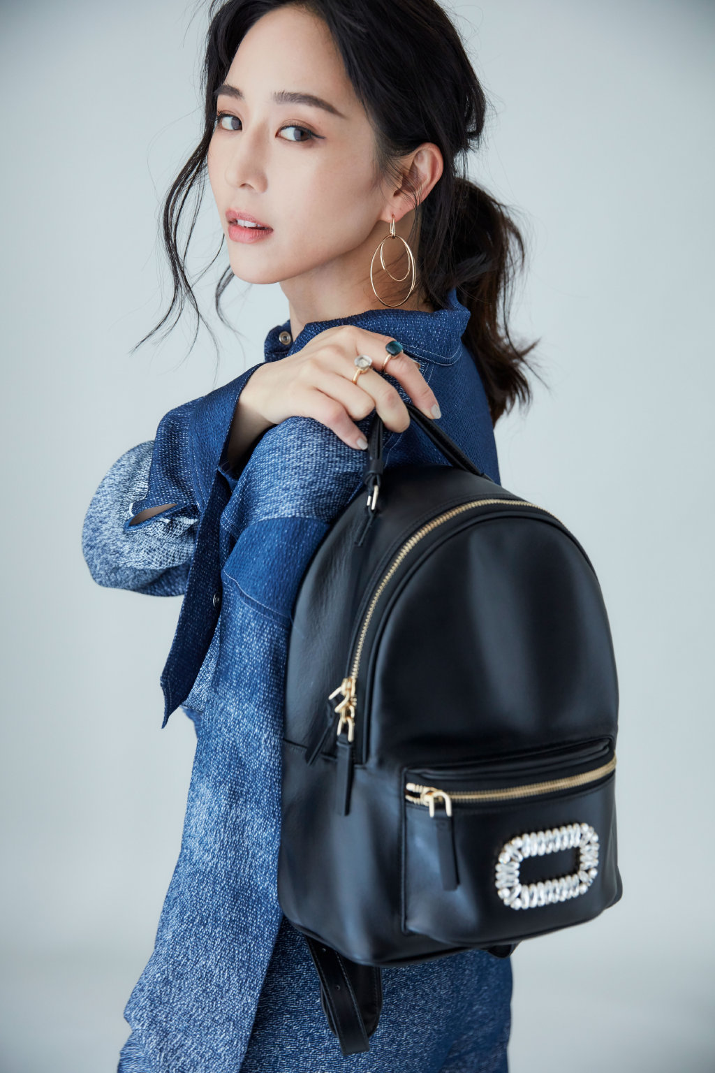 高清中国台湾影视女演员张钧甯时尚性感写真高清桌面壁纸图片
