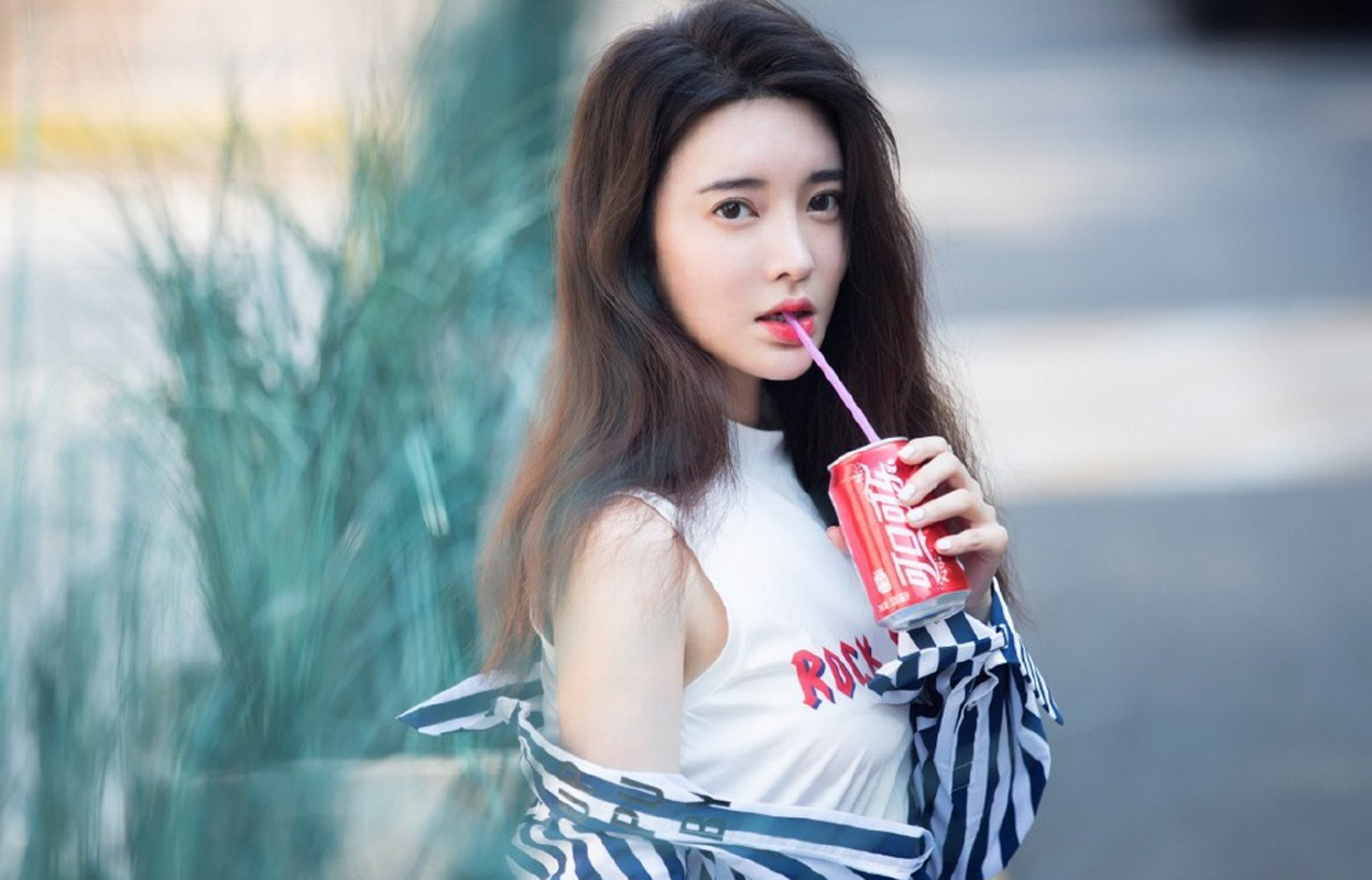 张璇图片