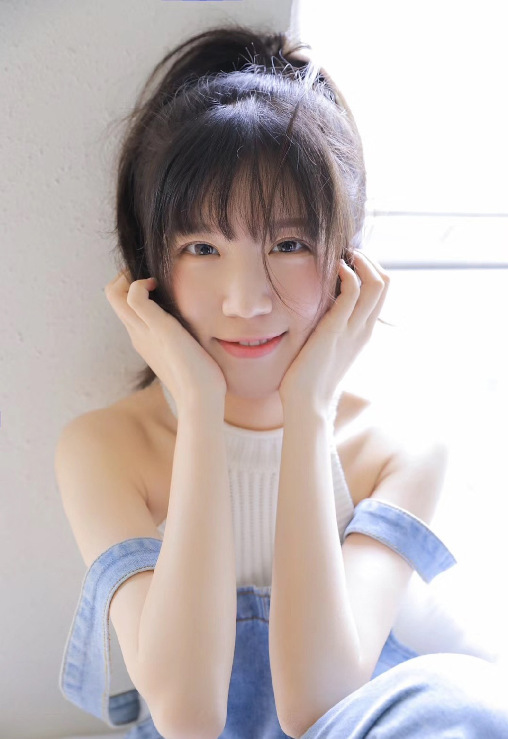 中国内地江苏省南京影视女演员宣璐清新迷人写真桌面壁纸图片 中国内地江苏省南京影视女演员宣璐清新迷人写真桌面壁纸图片