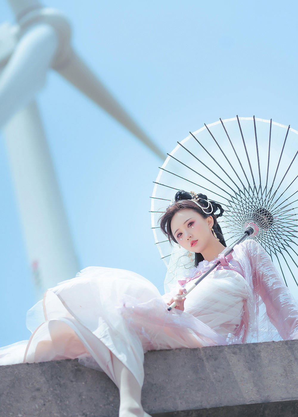 花树下的汉服美女清纯靓丽如花似玉写真图片图片